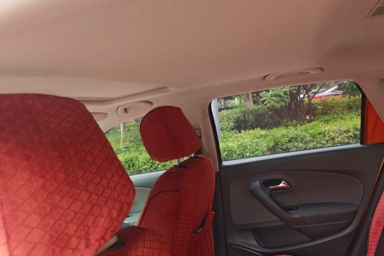 Used Volkswagen Polo 2014 1.6L Cross Polo Automatic Headliner