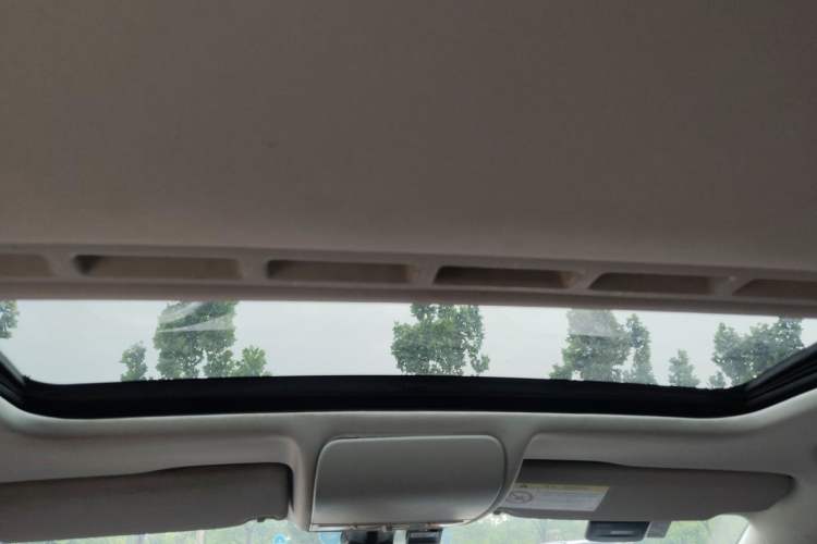 Used Volkswagen Polo 2014 1.6L Cross Polo Automatic Headliner