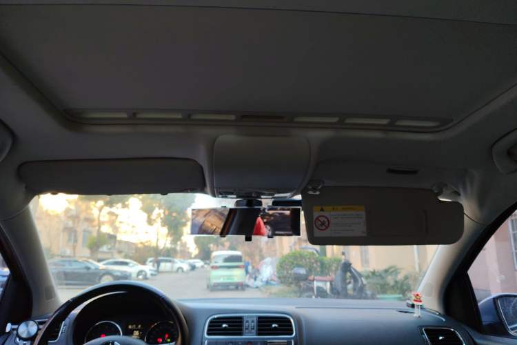 Used Volkswagen Polo 2014 1.6L Cross Polo Automatic Headliner