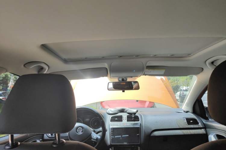 Used Volkswagen Polo 2014 1.6L Cross Polo Automatic Headliner
