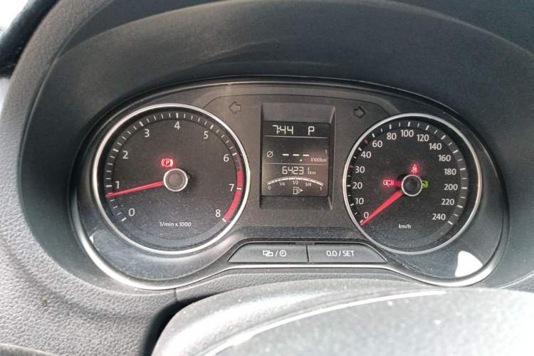 Used Volkswagen Polo 2014 1.6L Automatic Luxury Edition Instrument Cluster