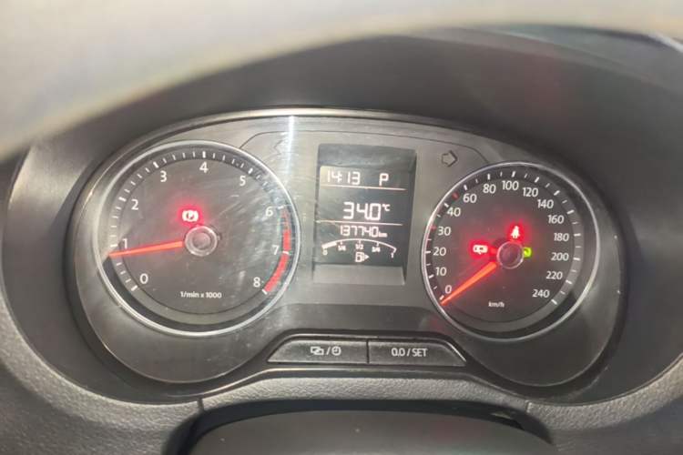 Used Volkswagen Polo 2014 1.6L Automatic Comfort Edition Instrument Cluster