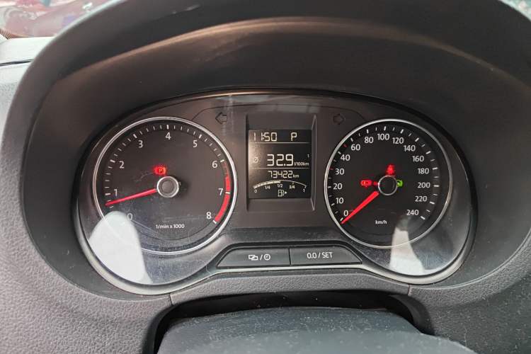 Used Volkswagen Polo 2014 1.6L Cross Polo Automatic Instrument Cluster