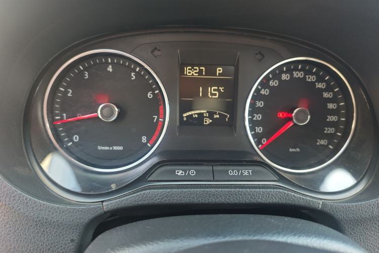 Used Volkswagen Polo 2014 1.6L Cross Polo Automatic Instrument Cluster