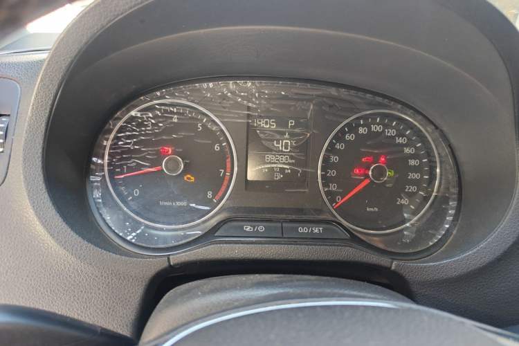 Used Volkswagen Polo 2014 1.6L Cross Polo Automatic Instrument Cluster