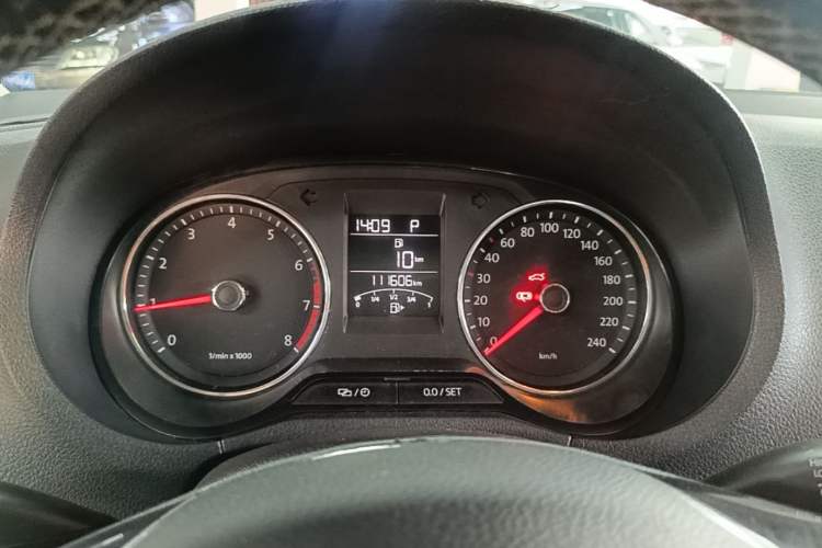 Used Volkswagen Polo 2014 1.6L Cross Polo Automatic Instrument Cluster