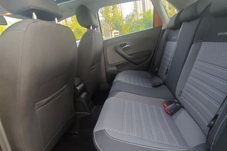 Used Volkswagen Polo 2014 1.6L Cross Polo Automatic Interior 2