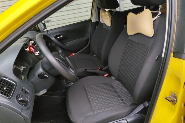 Used Volkswagen Polo 2014 1.6L Automatic Comfort Edition Left Front Seat