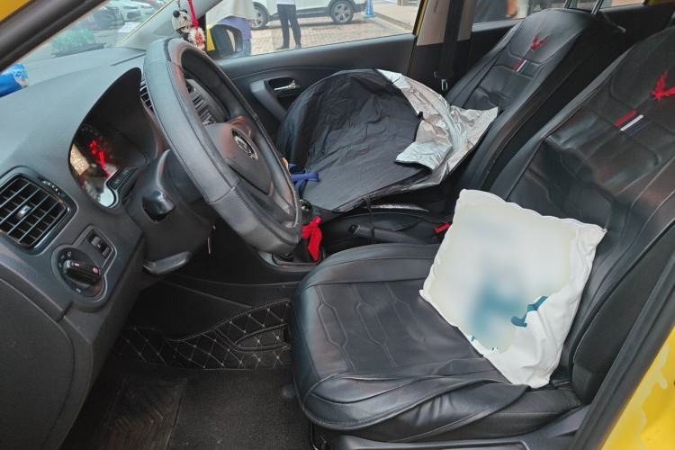 Used Volkswagen Polo 2014 1.4L Manual Fashion Edition Left Front Seat