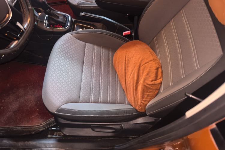 Used Volkswagen Polo 2014 1.6L Cross Polo Automatic Left Front Seat
