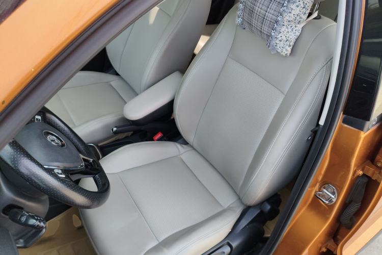 Used Volkswagen Polo 2014 1.6L Cross Polo Automatic Left Front Seat