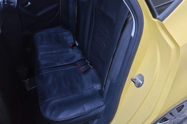 Used Volkswagen Polo 2014 1.4L Manual Fashion Edition Left Rear Seat