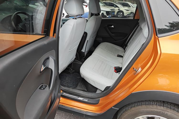 Used Volkswagen Polo 2014 1.6L Cross Polo Automatic Left Rear Seat