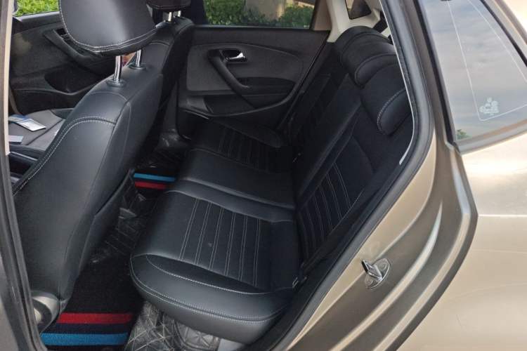 Used Volkswagen Polo 2014 1.6L Cross Polo Automatic Left Rear Seat
