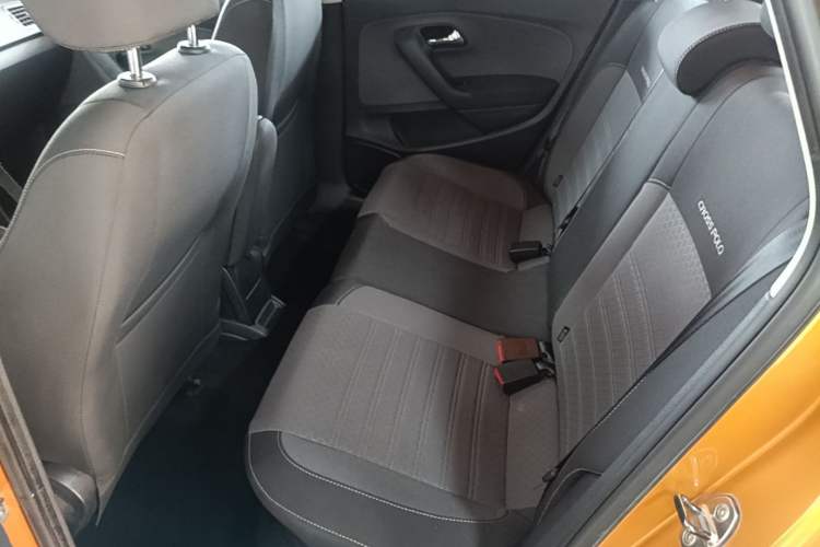 Used Volkswagen Polo 2014 1.6L Cross Polo Automatic Left Rear Seat