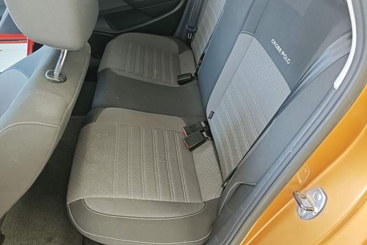 Used Volkswagen Polo 2014 1.6L Cross Polo Automatic Left Rear Seat
