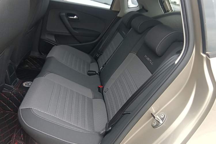 Used Volkswagen Polo 2014 1.6L Cross Polo Automatic Left Rear Seat