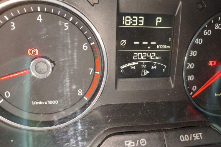 Used Volkswagen Polo 2014 1.6L Cross Polo Automatic Odometer Close Up