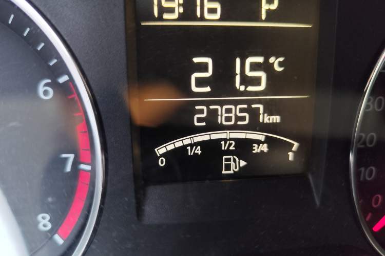 Used Volkswagen Polo 2014 1.6L Automatic Comfort Edition Odometer Close Up