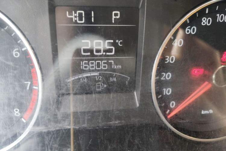 Used Volkswagen Polo 2014 1.6L Cross Polo Automatic Odometer Close Up