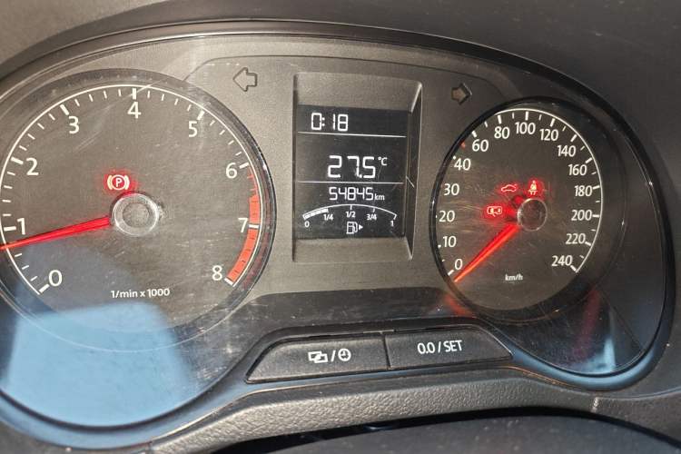 Used Volkswagen Polo 2014 1.4L Manual Fashion Edition Odometer Close Up