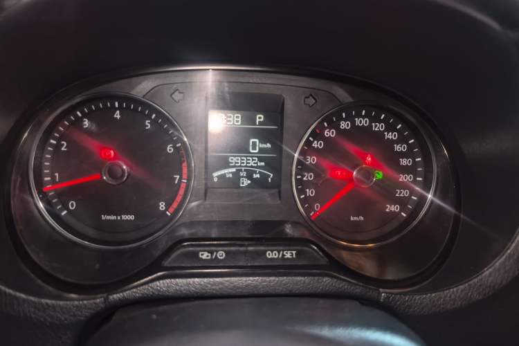 Used Volkswagen Polo 2014 1.6L Cross Polo Automatic Odometer Close Up