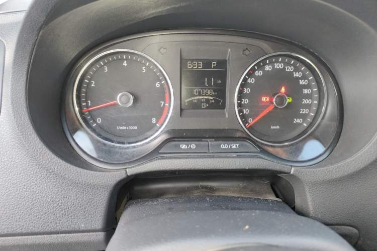 Used Volkswagen Polo 2014 1.6L Cross Polo Automatic Odometer Close Up