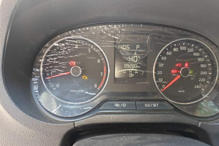Used Volkswagen Polo 2014 1.6L Cross Polo Automatic Odometer Close Up