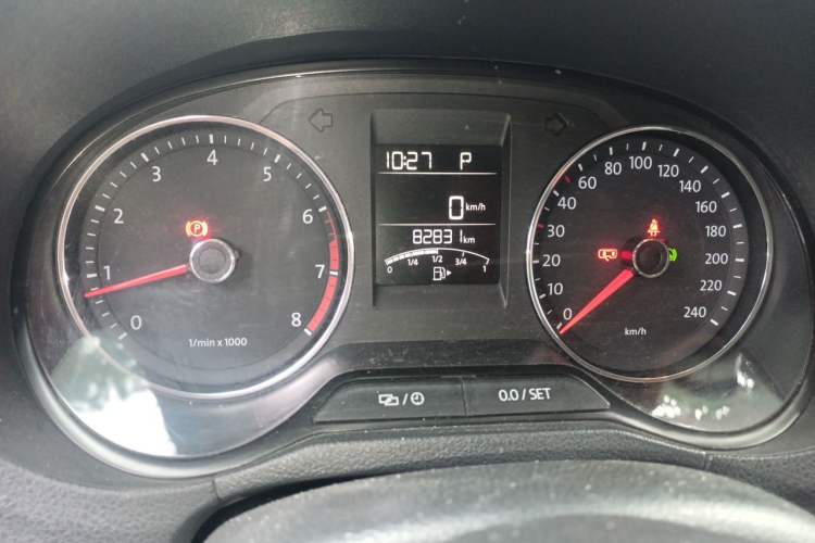 Used Volkswagen Polo 2014 1.6L Cross Polo Automatic Odometer Close Up