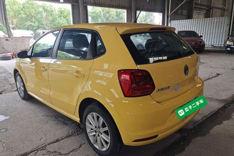 Used Volkswagen Polo 2014 1.6L Automatic Comfort Edition Rear Left 45 Deg