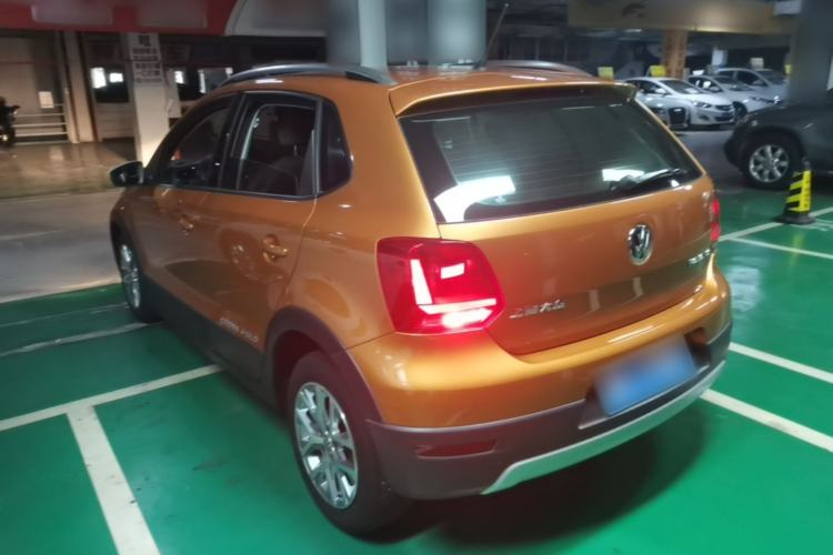 Used Volkswagen Polo 2014 1.6L Cross Polo Automatic Rear Left 45 Deg