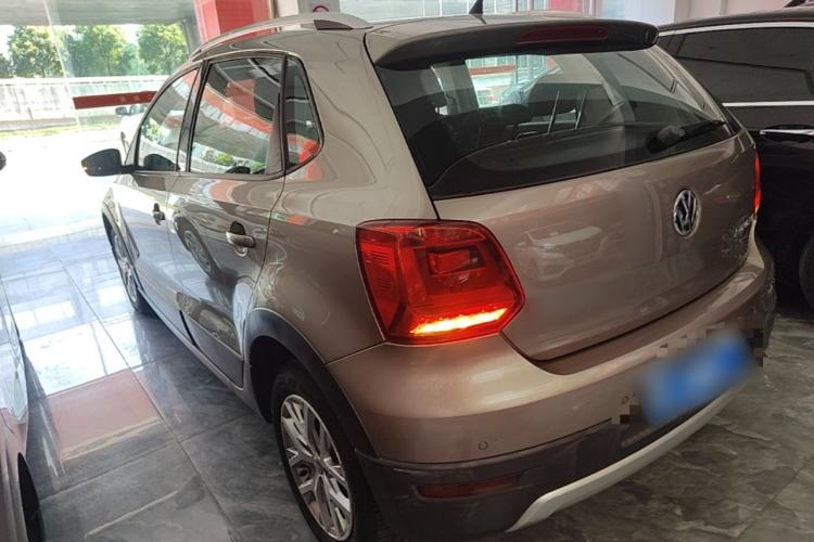 Used Volkswagen Polo 2014 1.6L Cross Polo Automatic Rear Left 45 Deg