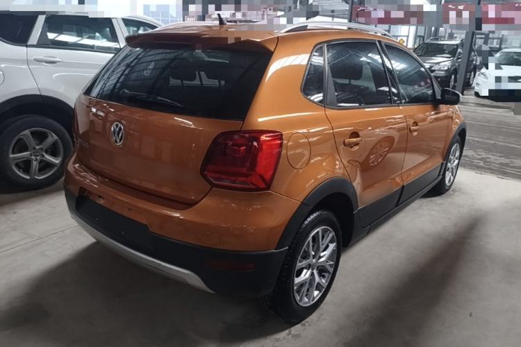 Used Volkswagen Polo 2014 1.6L Cross Polo Automatic Rear Right 45 Deg
