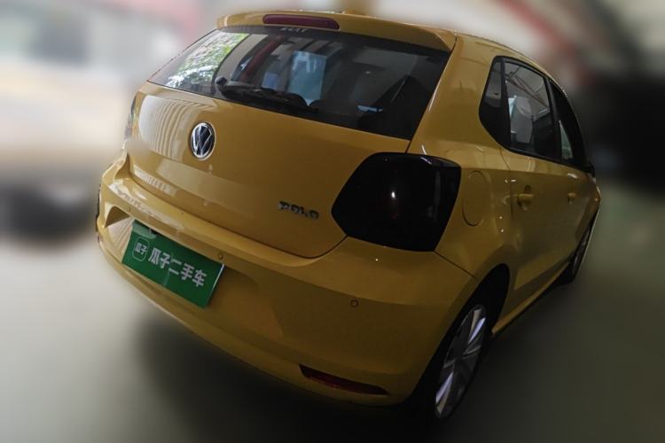 Used Volkswagen Polo 2014 1.4L Automatic Comfort Edition Rear Right 45 Deg