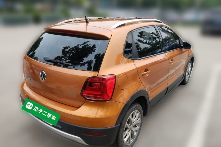 Used Volkswagen Polo 2014 1.6L Cross Polo Automatic Rear Right 45 Deg
