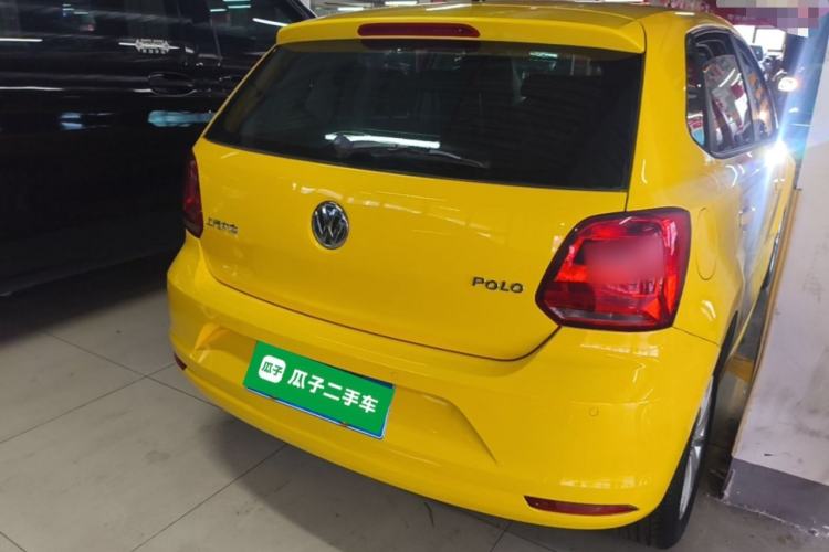 Used Volkswagen Polo 2014 1.6L Automatic Comfort Edition Rear Right 45 Deg