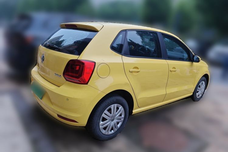 Used Volkswagen Polo 2014 1.4L Manual Fashion Edition Rear Right 45 Deg