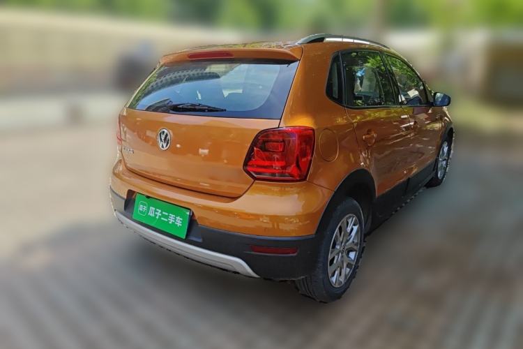 Used Volkswagen Polo 2014 1.6L Cross Polo Automatic Rear Right 45 Deg