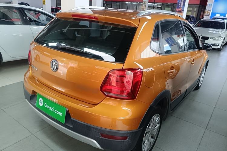 Used Volkswagen Polo 2014 1.6L Cross Polo Automatic Rear Right 45 Deg