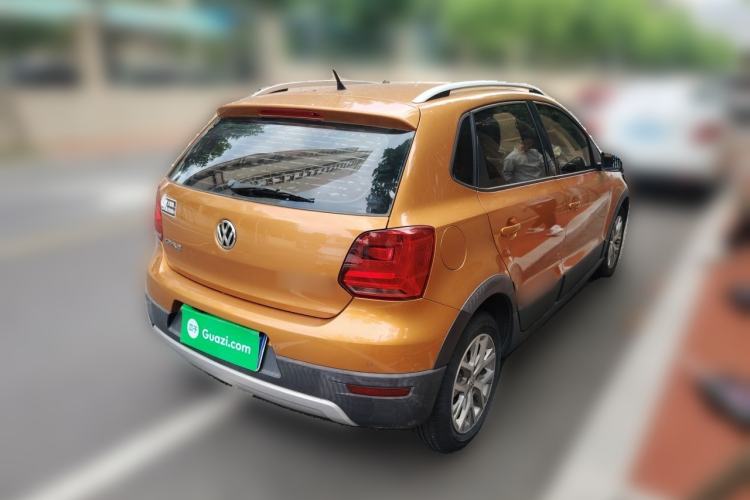 Used Volkswagen Polo 2014 1.6L Cross Polo Automatic Rear Right 45 Deg