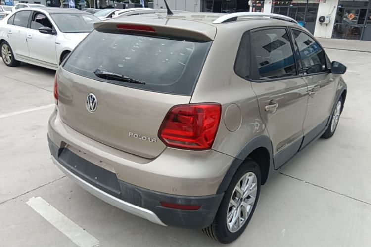 Used Volkswagen Polo 2014 1.6L Cross Polo Automatic Rear Right 45 Deg