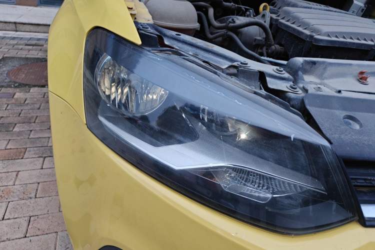 Used Volkswagen Polo 2014 1.4L Manual Fashion Edition Right Front Headlight