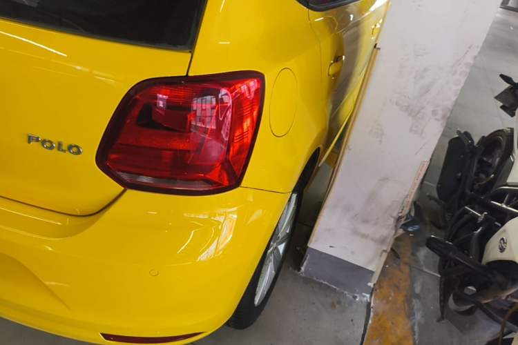 Used Volkswagen Polo 2014 1.6L Automatic Comfort Edition Right Rear Taillight