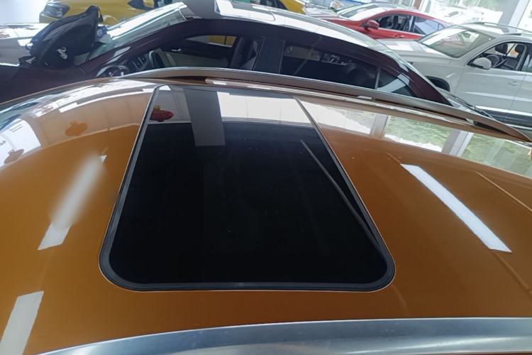 Used Volkswagen Polo 2014 1.6L Cross Polo Automatic Roof