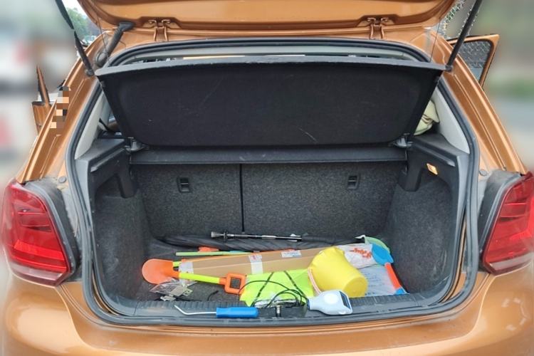 Used Volkswagen Polo 2014 1.6L Cross Polo Automatic Trunk