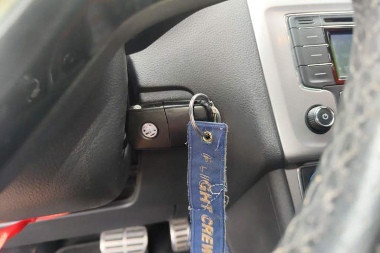 Used Volkswagen Polo 2014 1.6L Cross Polo Automatic Vehicle Key