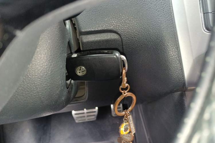 Used Volkswagen Polo 2014 1.6L Cross Polo Automatic Vehicle Key