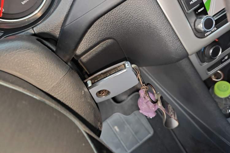 Used Volkswagen Polo 2014 1.6L Cross Polo Automatic Vehicle Key