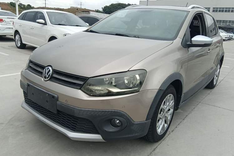 Gebrauchter Volkswagen Polo 2014 1.6L Cross Polo Automatic Guazi used car, China used car export, Used car for sale, Used  cars, Cheapest cars for sale