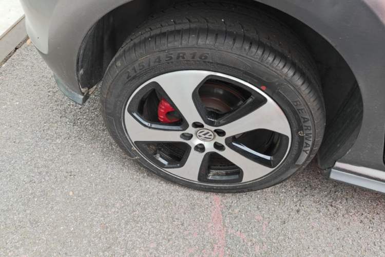 Used Volkswagen Polo 2015 1.4TSI GTI Right Rear Wheel Hub